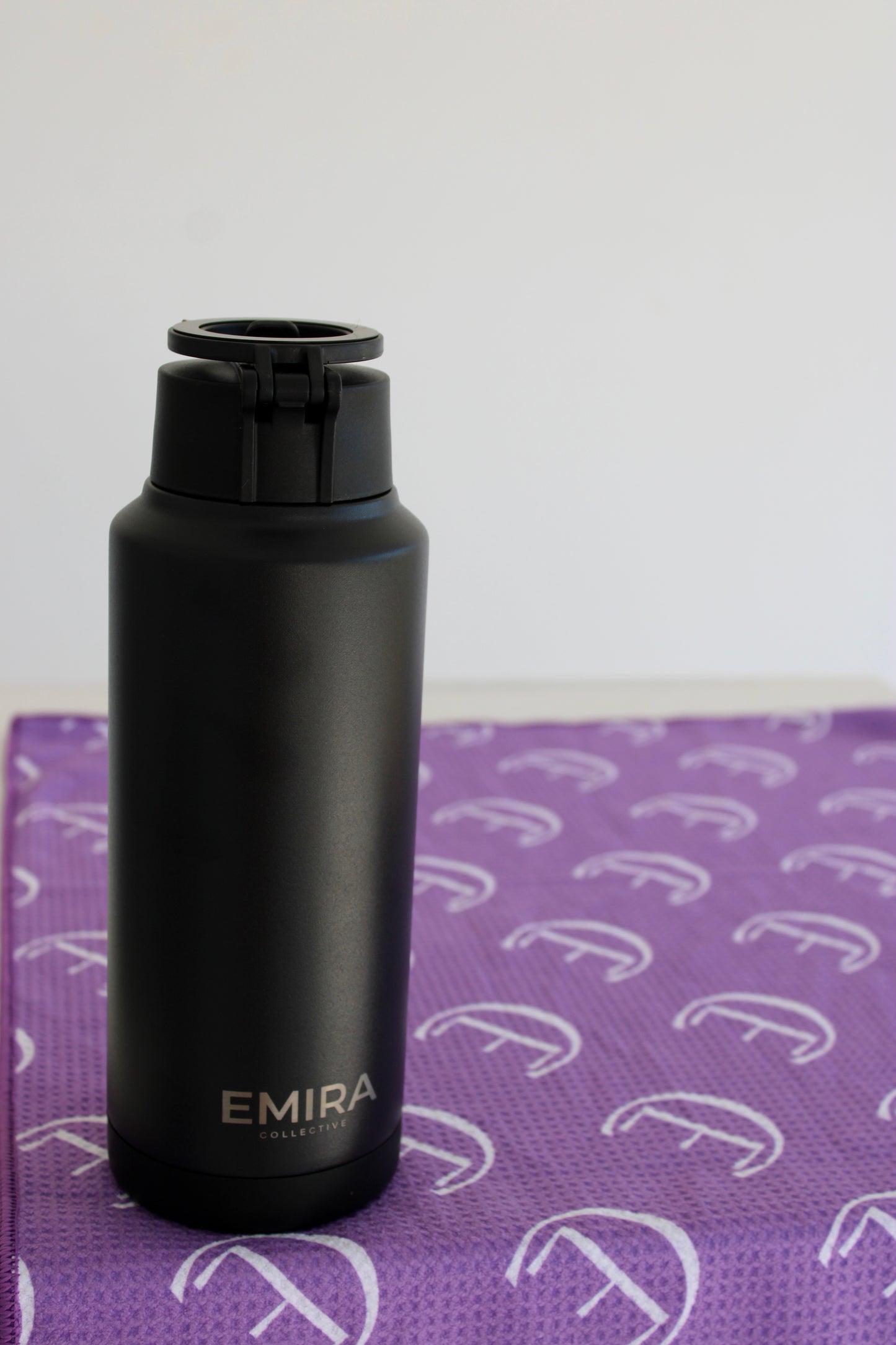 EMIRA Magnetic Phone Holder - Stainless Steel Water Bottle
